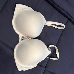 Victoria Secrets Bra